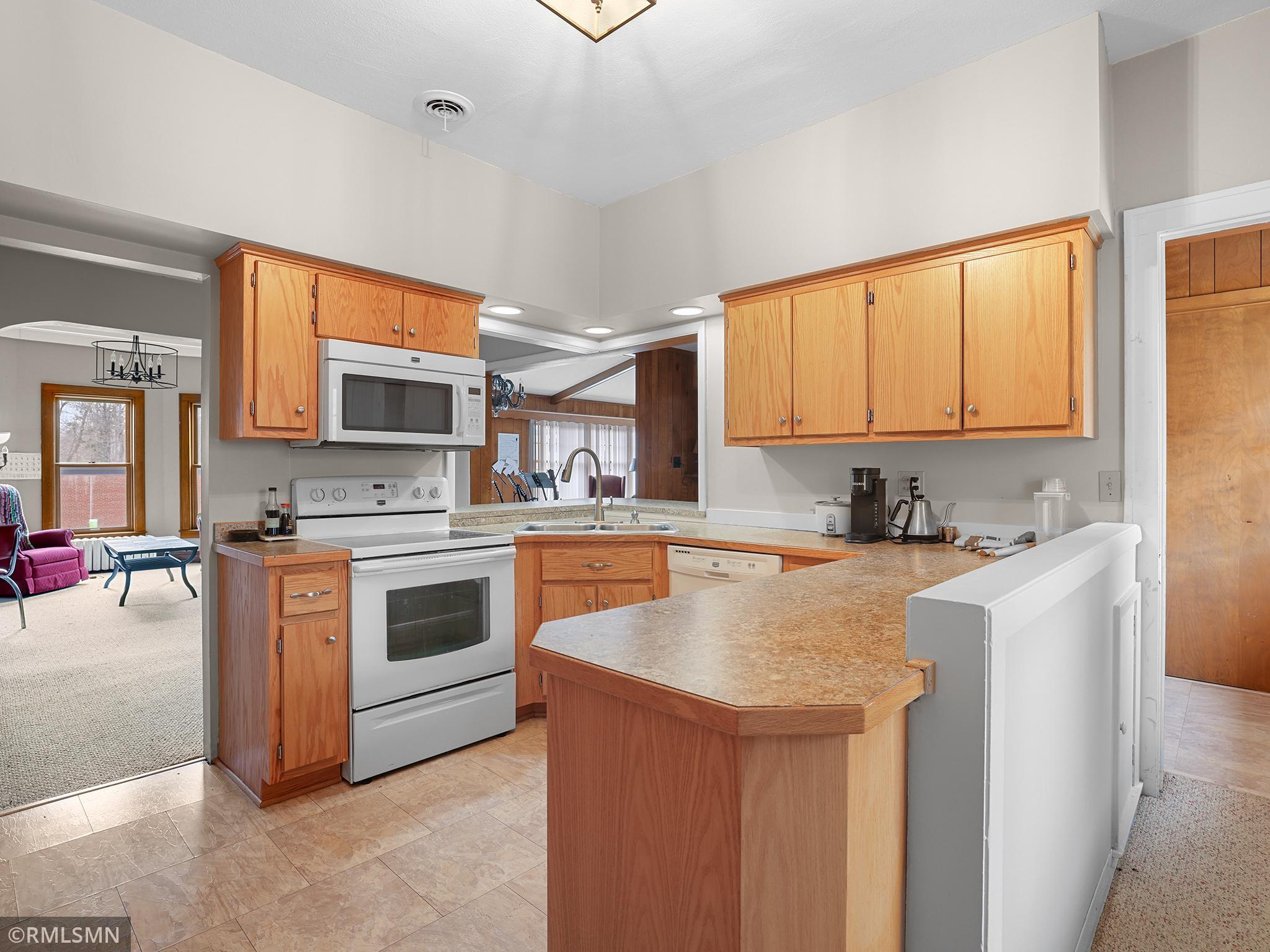 520 2nd Street Property Photo 32
