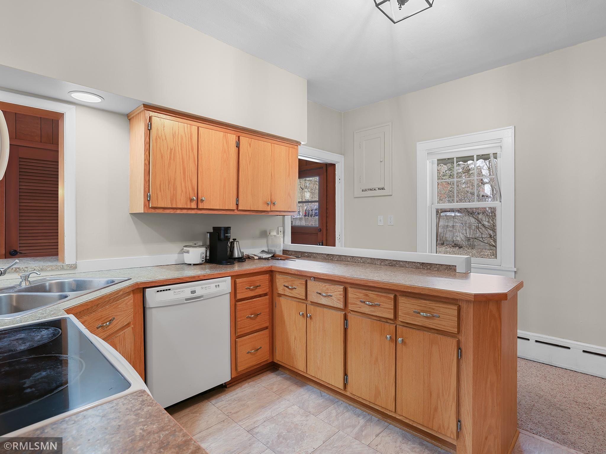 520 2nd Street Property Photo 34