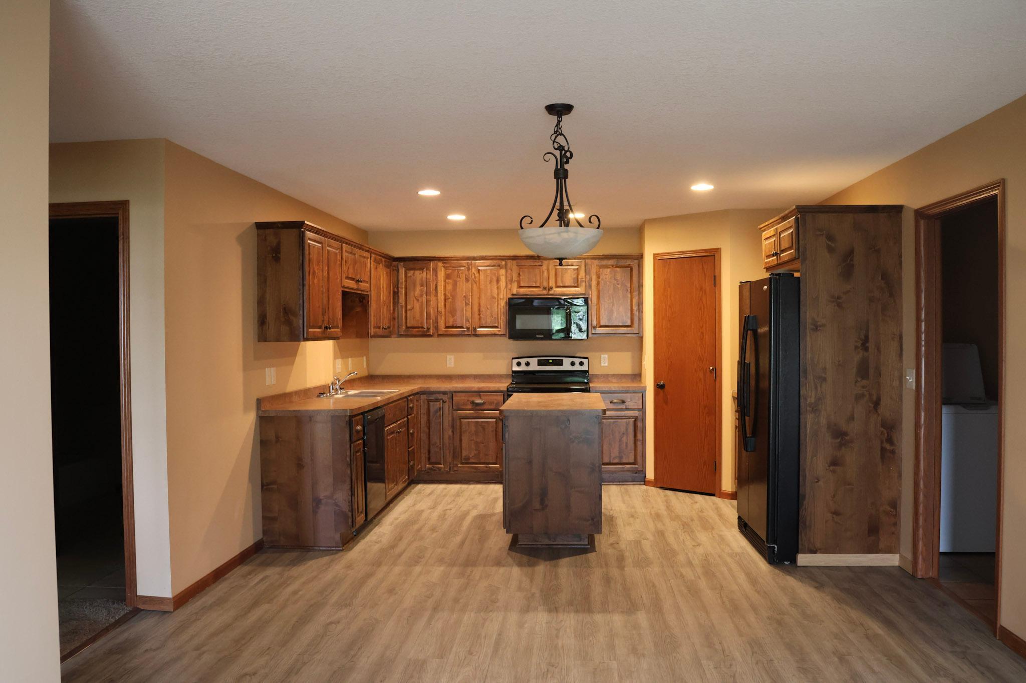 811 Stonehaven Path Property Photo 4