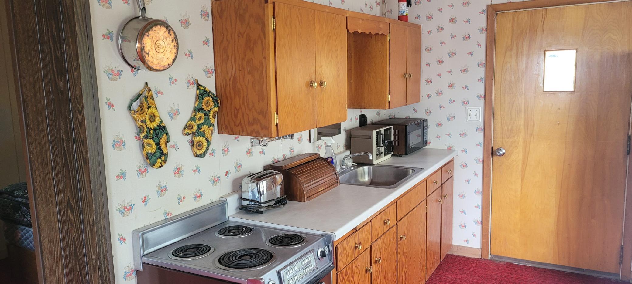 2276 Town Road 342 Property Photo 5