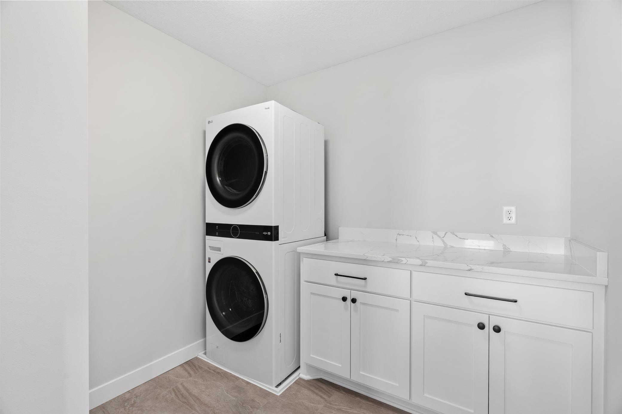 15384 Xylite Street Ne Property Photo 43