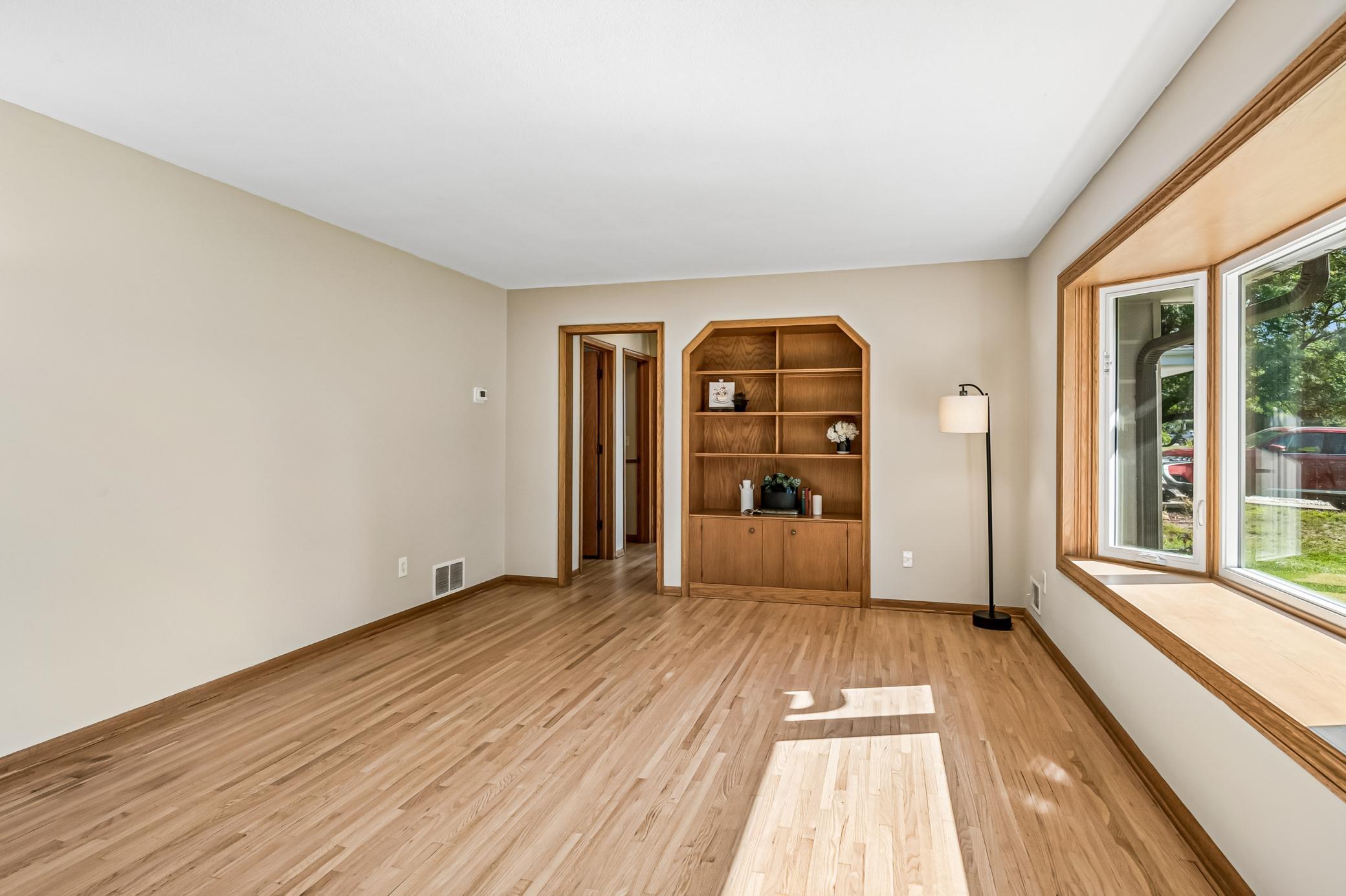 91 65 1/2 Way Ne Property Photo 3