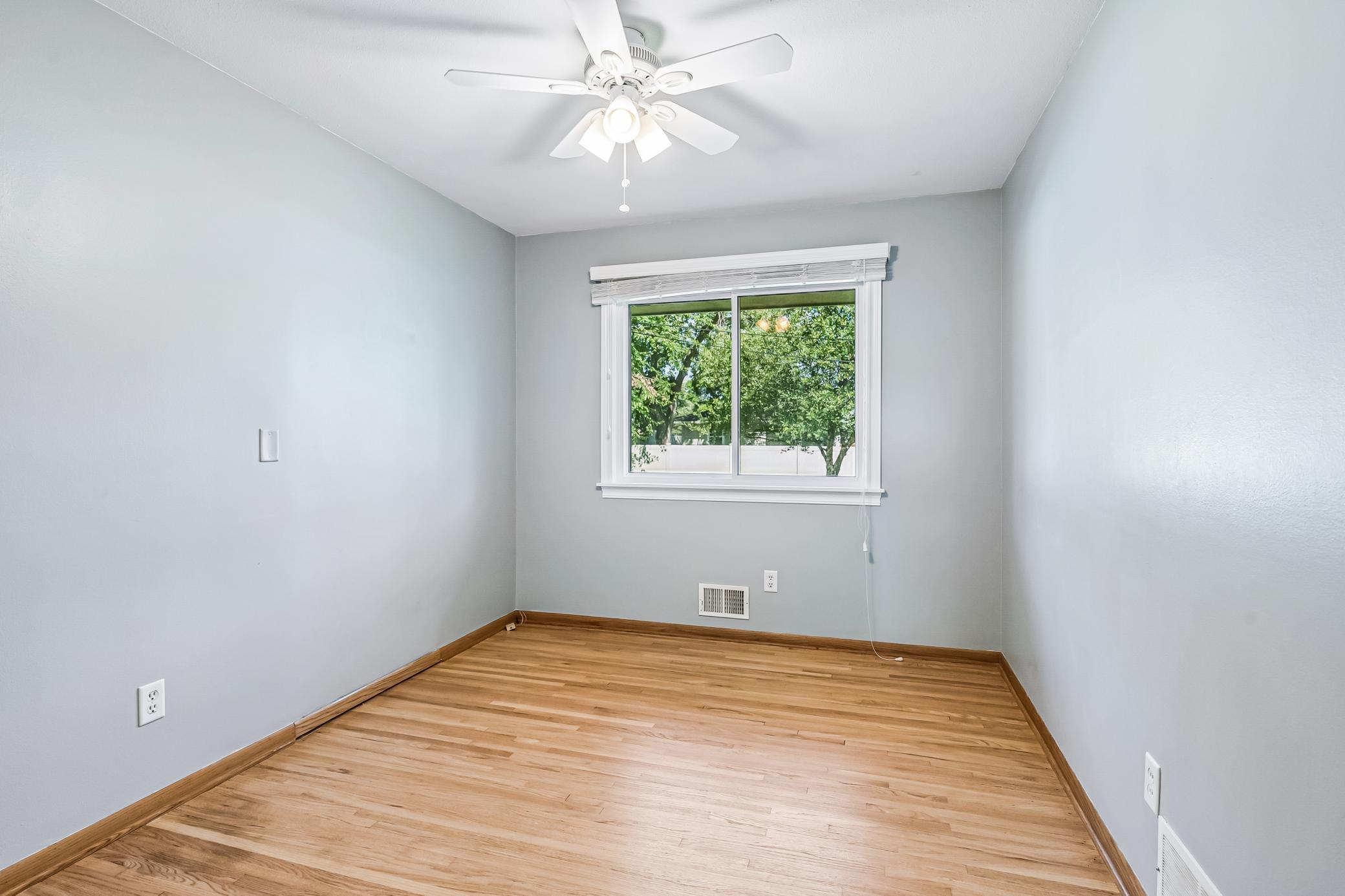 91 65 1/2 Way Ne Property Photo 15