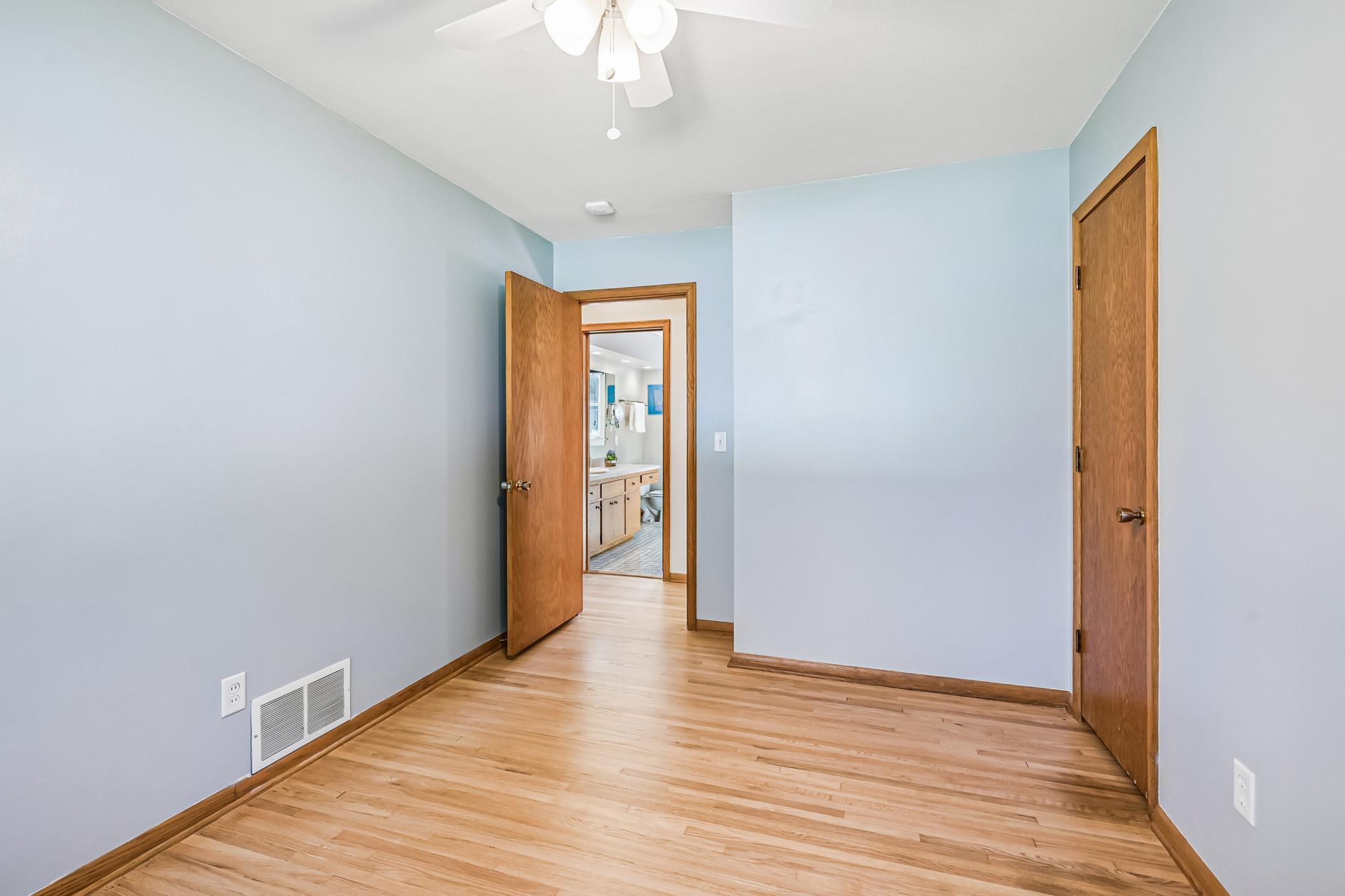 91 65 1/2 Way Ne Property Photo 16