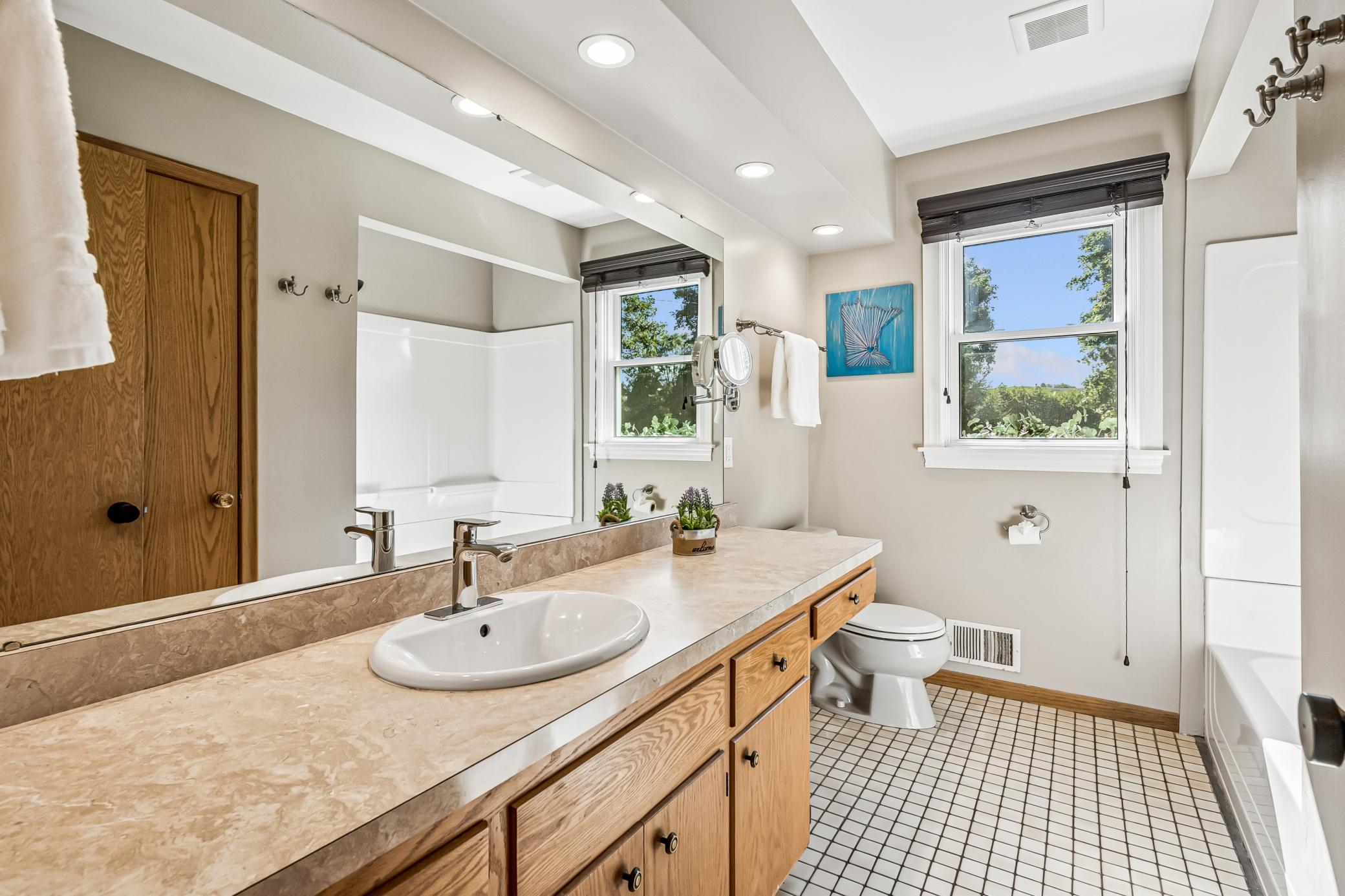 91 65 1/2 Way Ne Property Photo 17