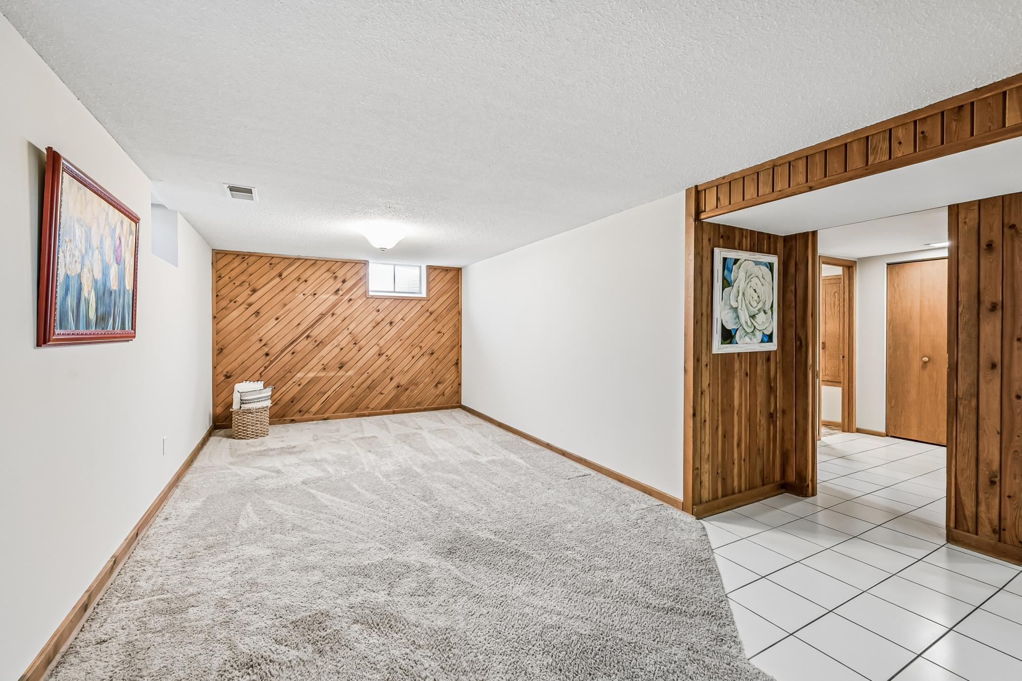 91 65 1/2 Way Ne Property Photo 18