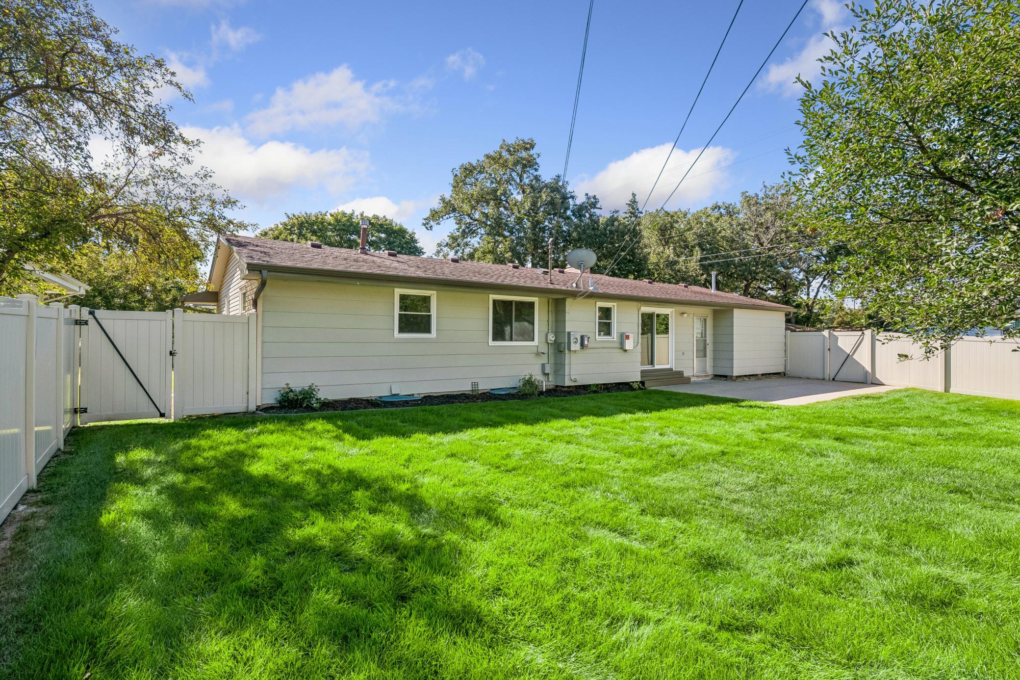 91 65 1/2 Way Ne Property Photo 28