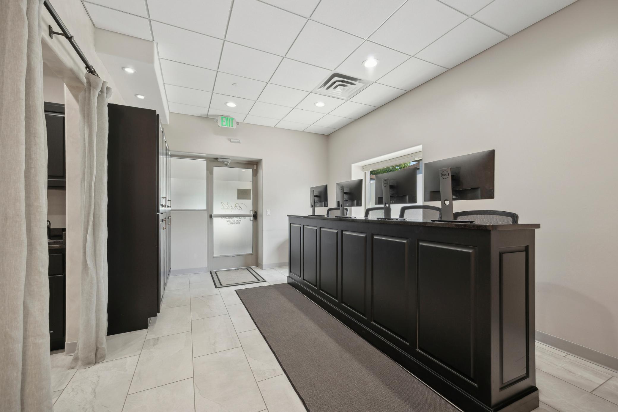 4420 Valley View Road Property Photo 10