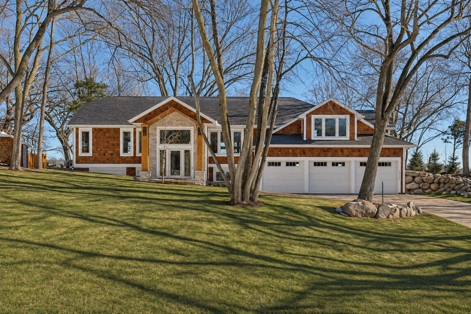 5517 Dickson Road Property Photo 3