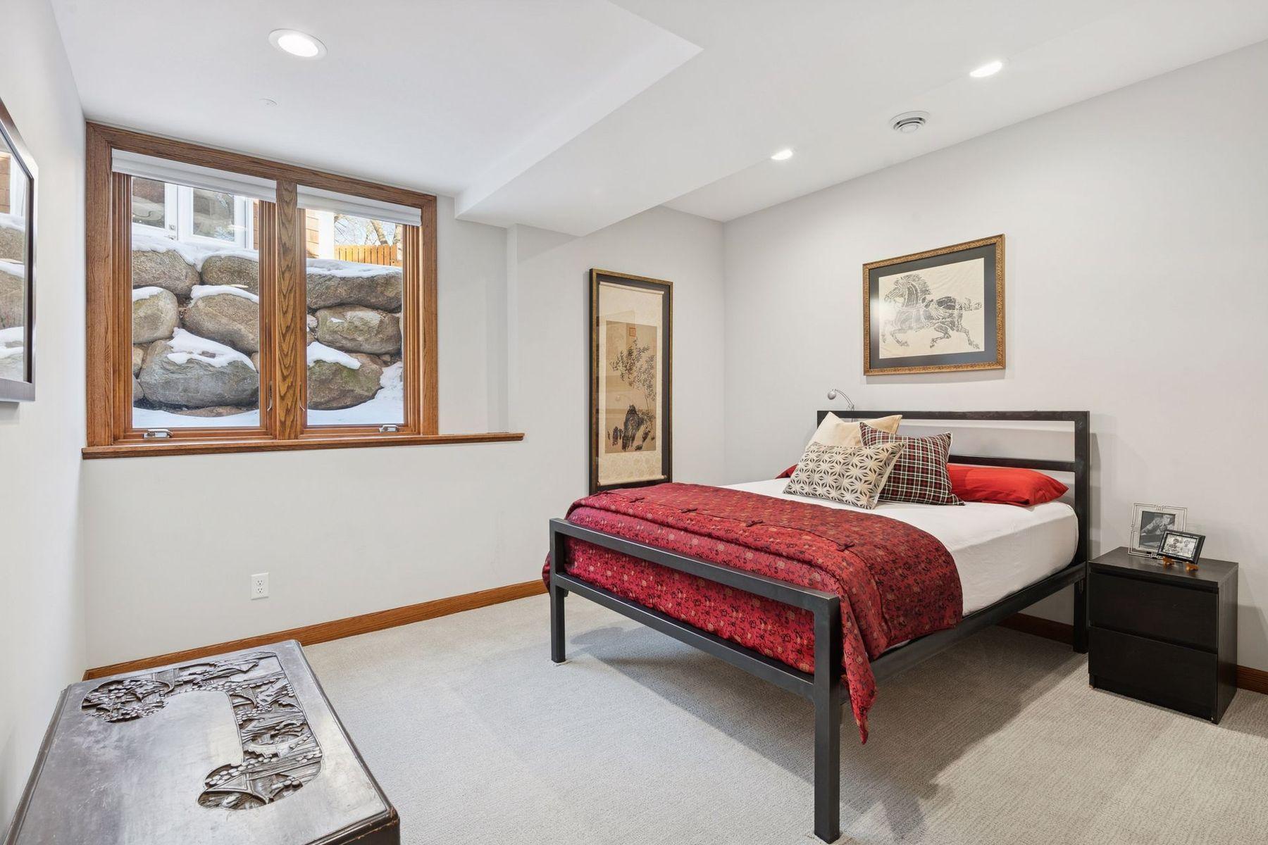 5517 Dickson Road Property Photo 46