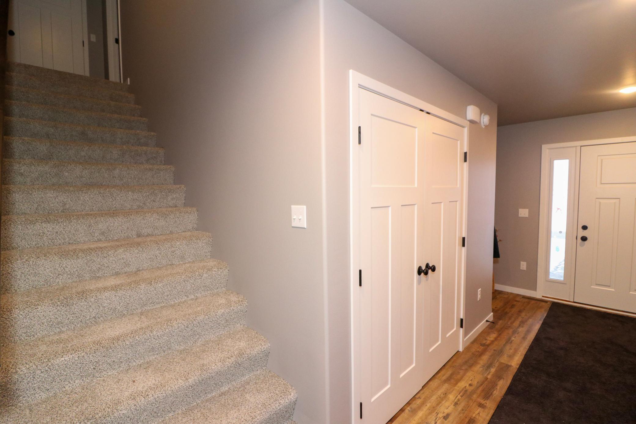 10366 73rd Street S Property Photo 7