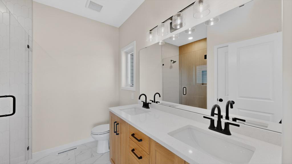 6128 Cody Lane Nw Property Photo 18