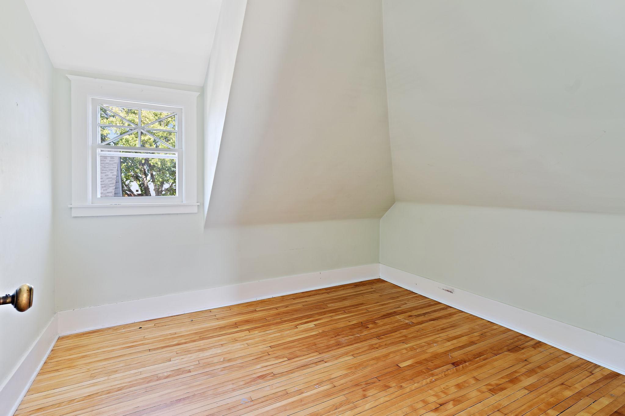 3013 James Avenue S Property Photo 25