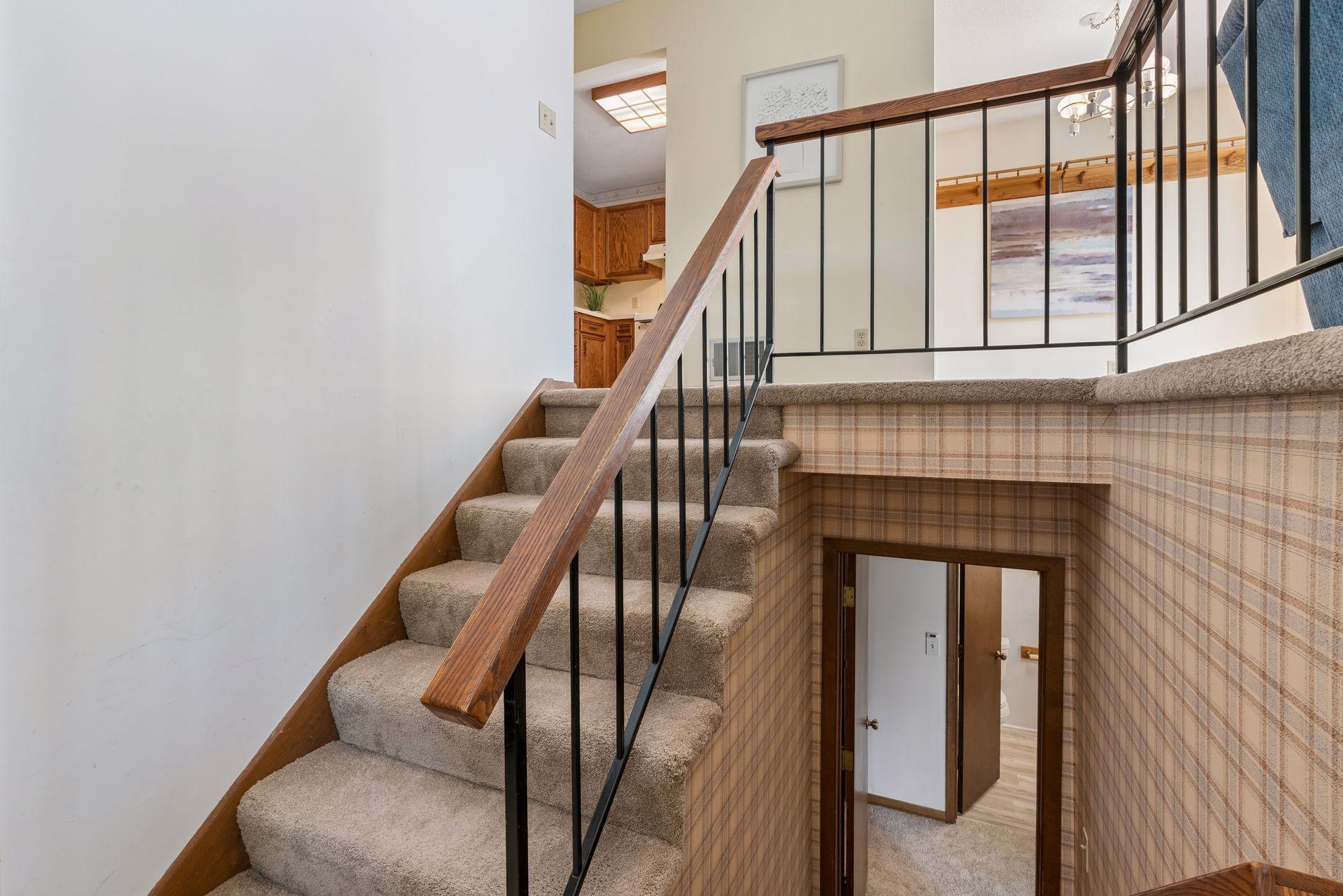 4122 Goldenrod Lane N Property Photo 20