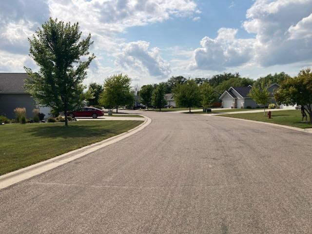2311 Hillcrest Lane Property Photo 4