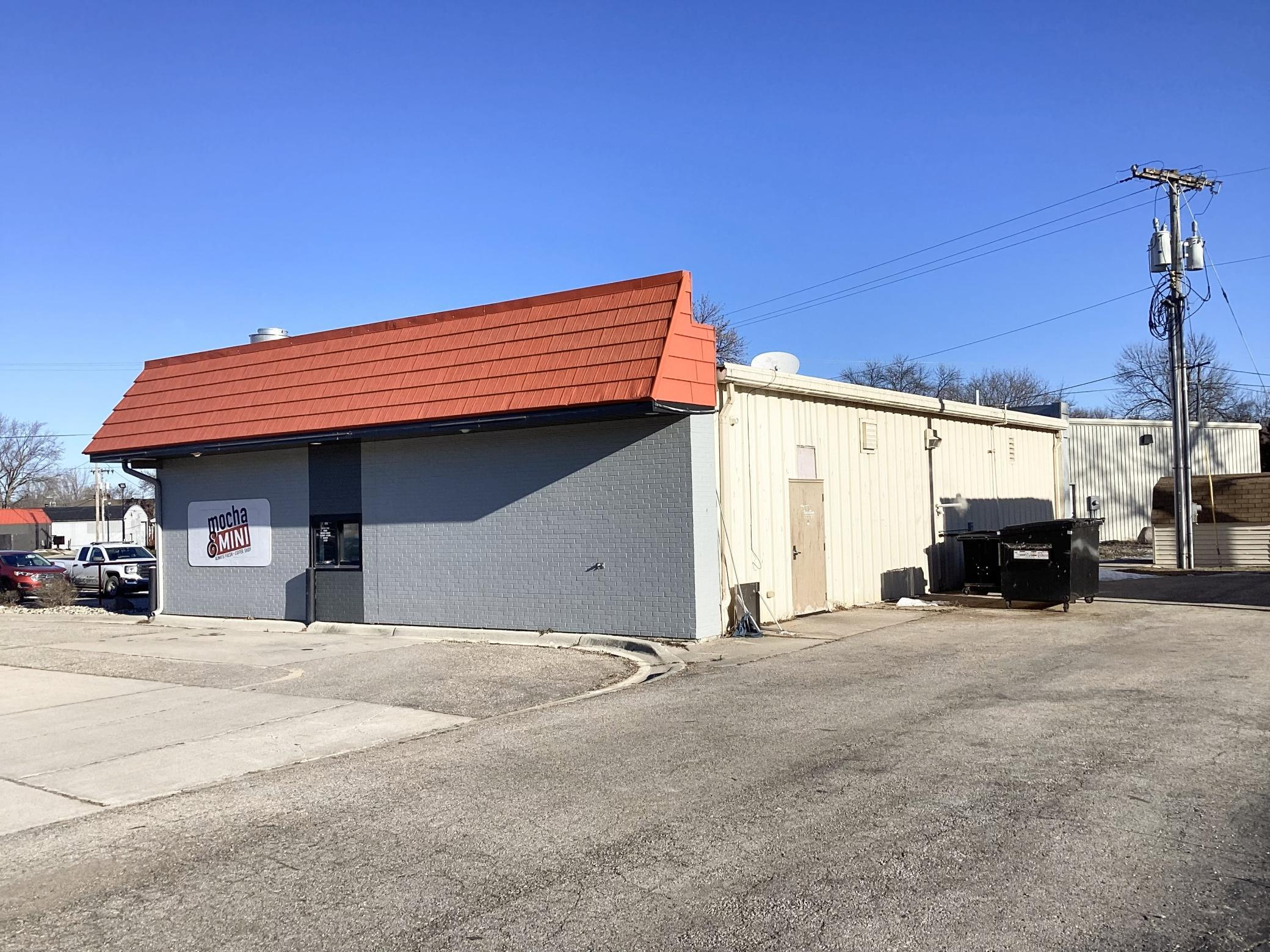 1317 Broadway Avenue Se Property Photo 3