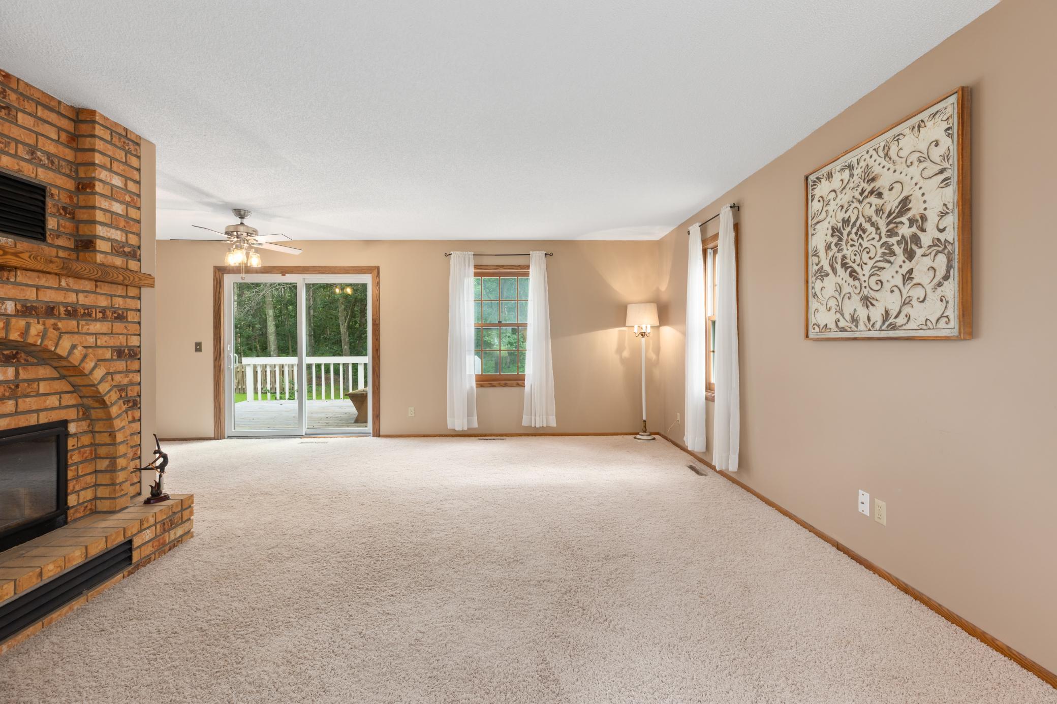 8378 Red Pine Circle Property Photo 8