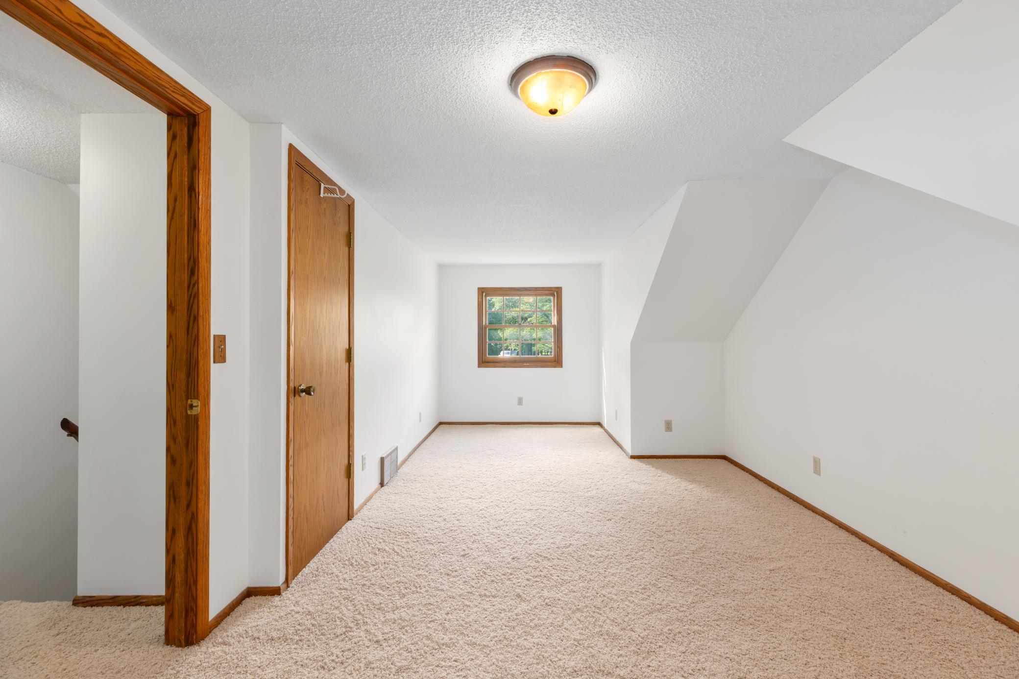 8378 Red Pine Circle Property Photo 22