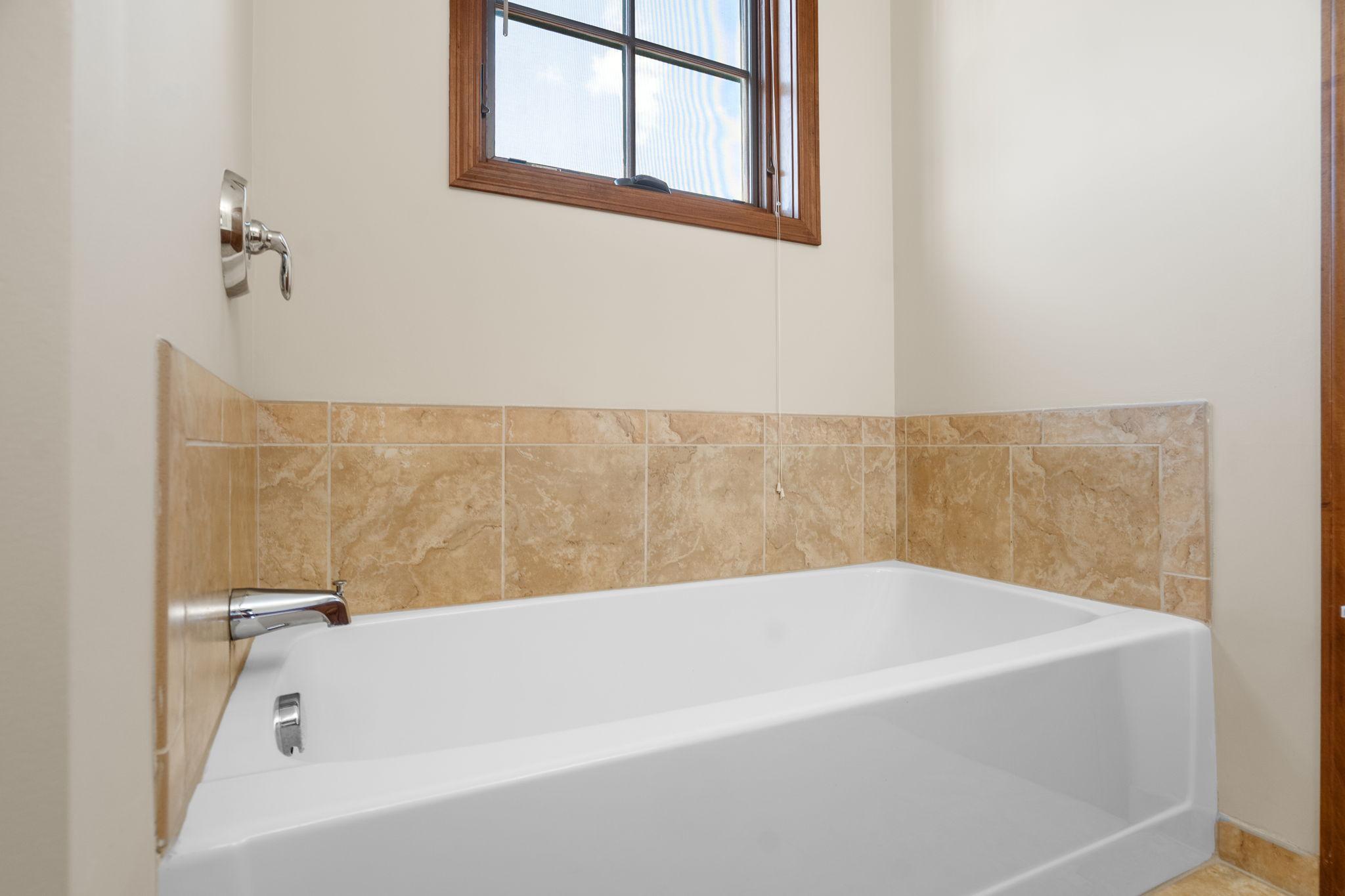 4100 Spring Street 211 Property Photo 15