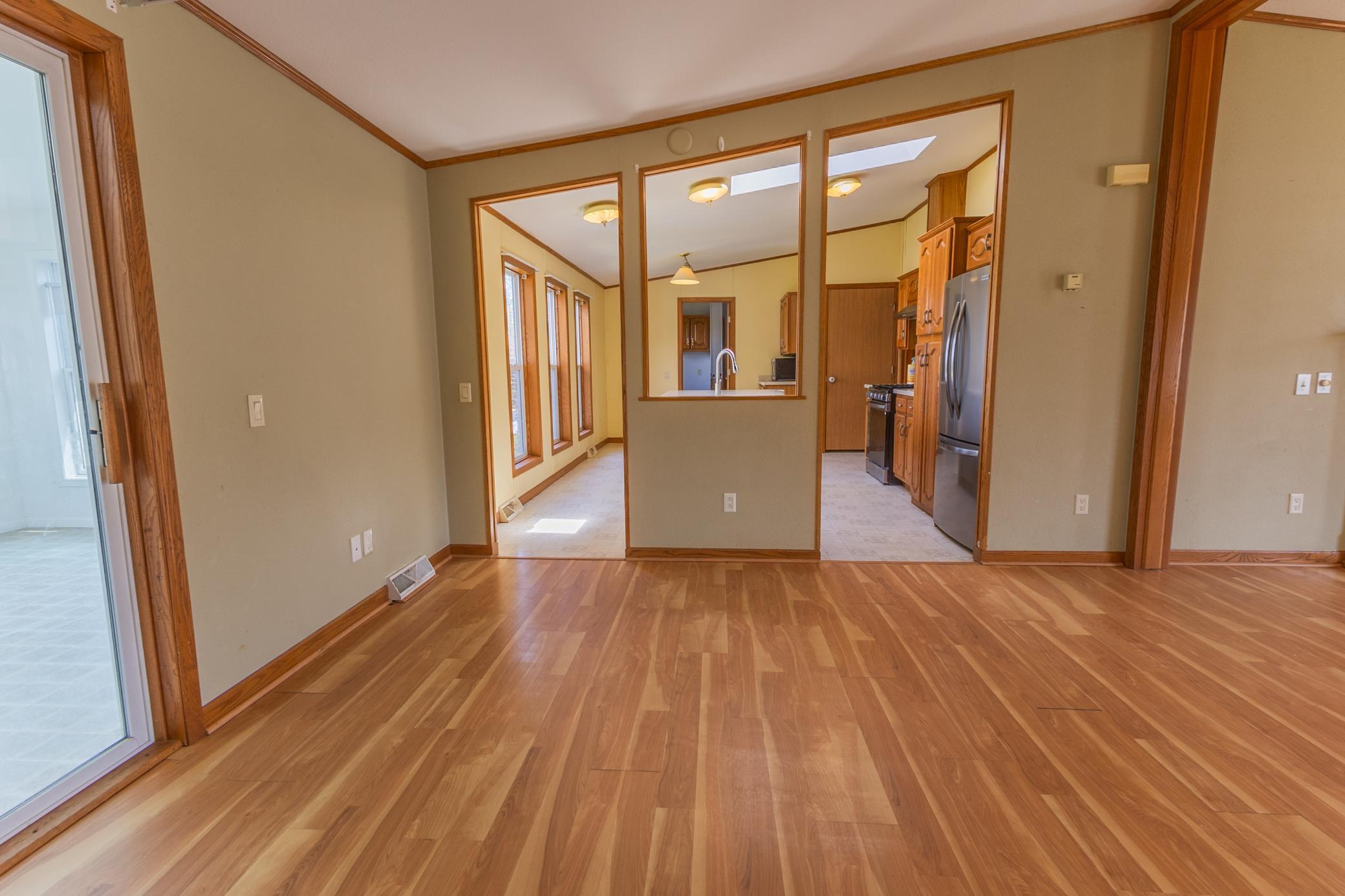 327 Parkside Drive Se Property Photo 12