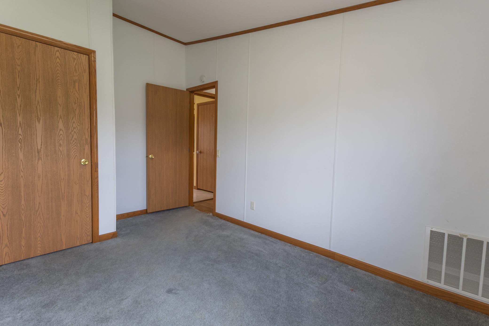 327 Parkside Drive Se Property Photo 28
