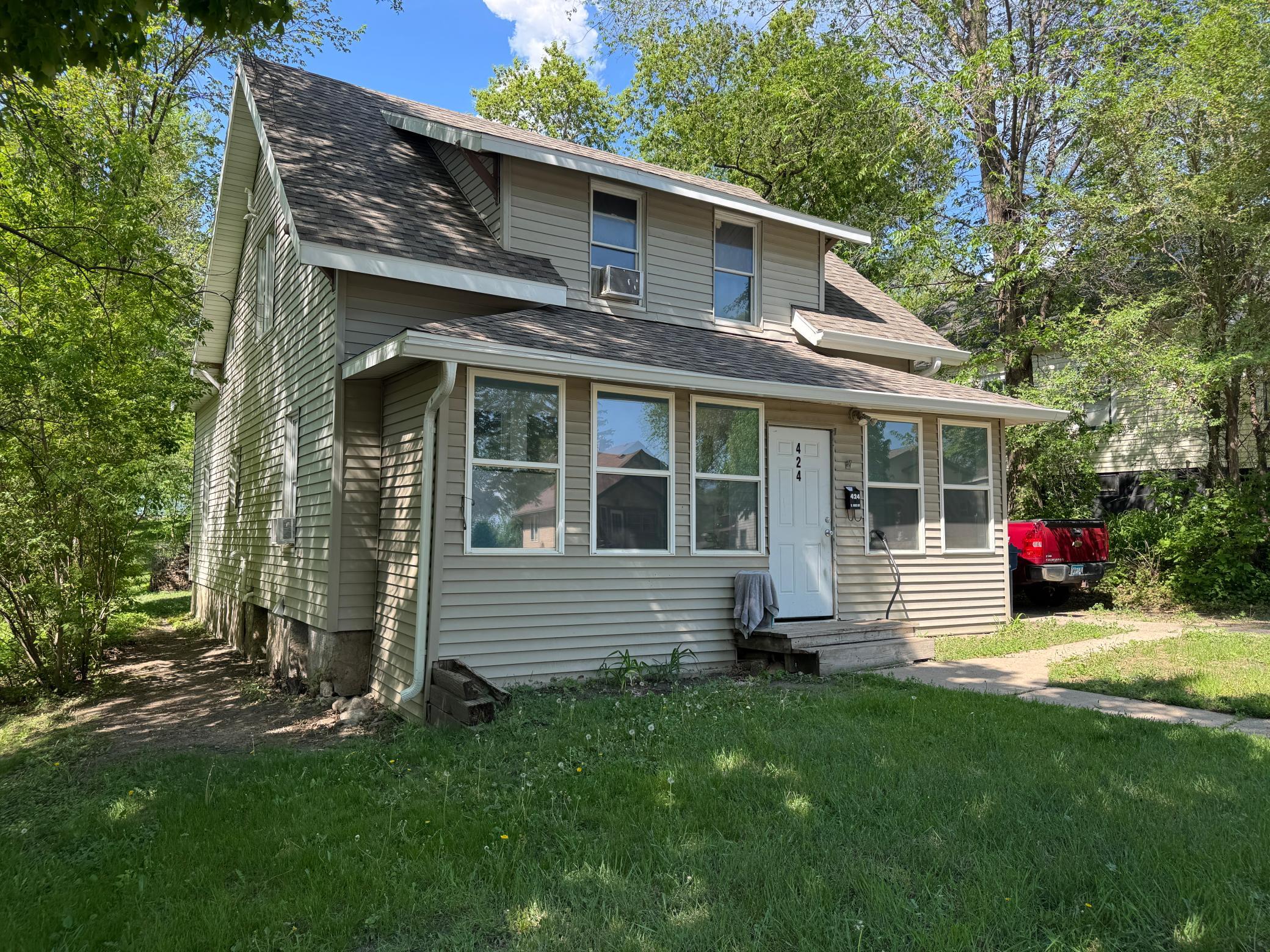424 W Birch Avenue Property Photo 1