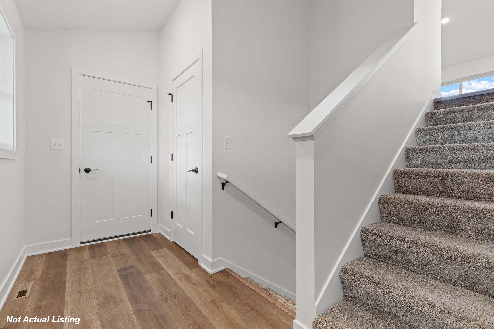 411 Finvold Street Property Photo 7
