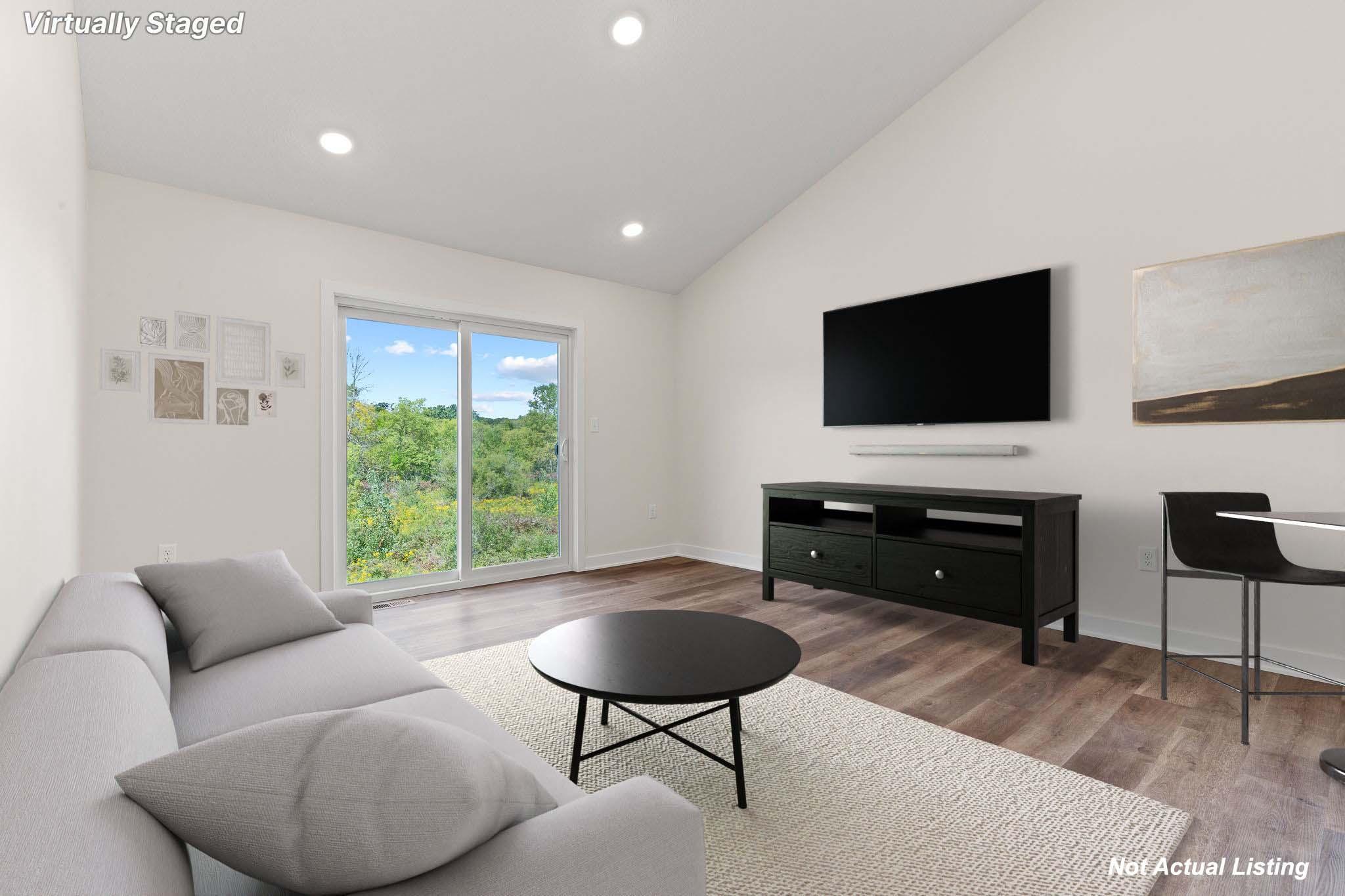 411 Finvold Street Property Photo 9