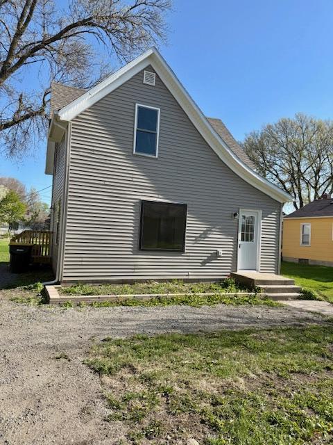 515 E Spring Street Property Photo 2