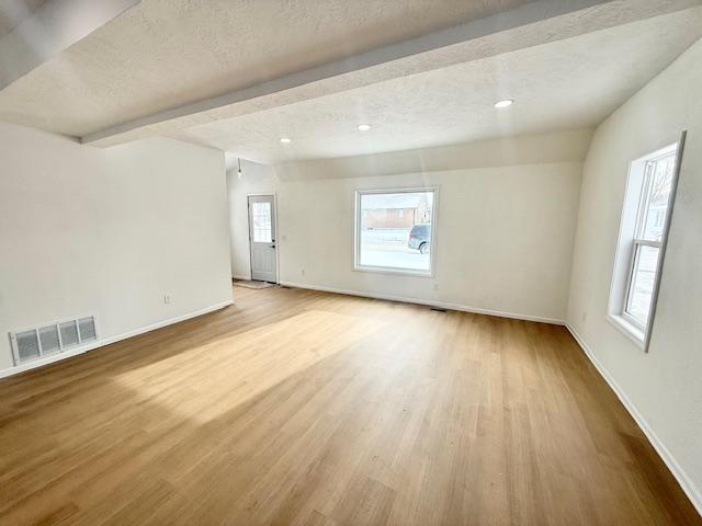 515 E Spring Street Property Photo 6
