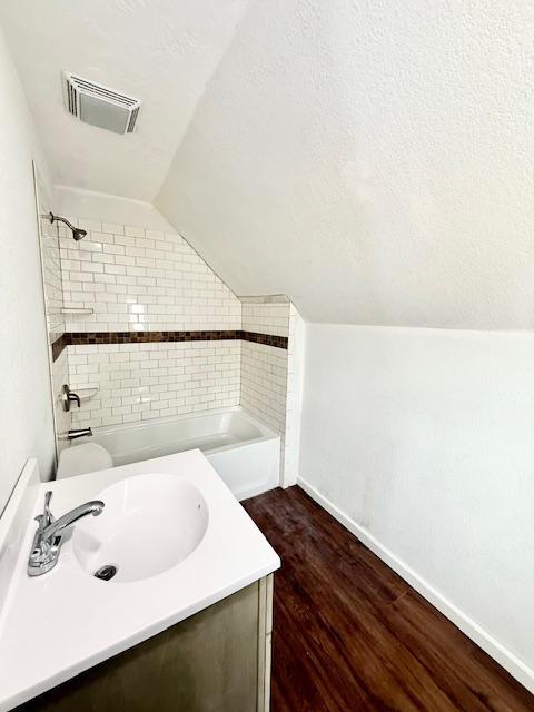515 E Spring Street Property Photo 20