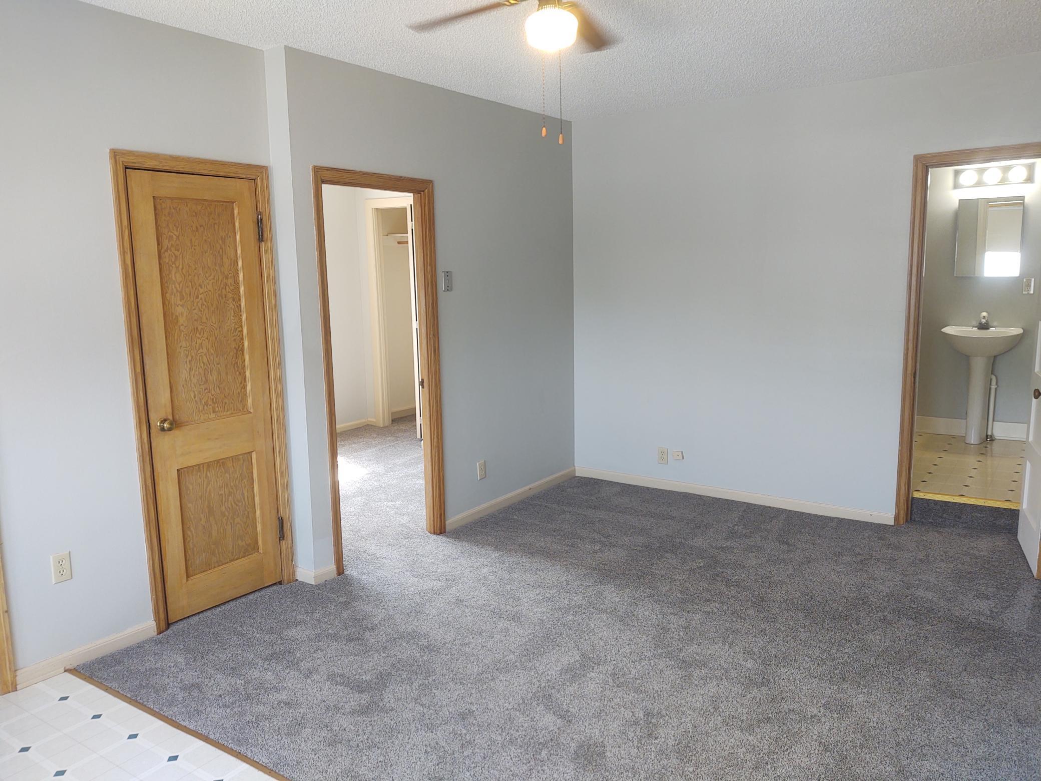 215 S 5th Street Property Photo 35