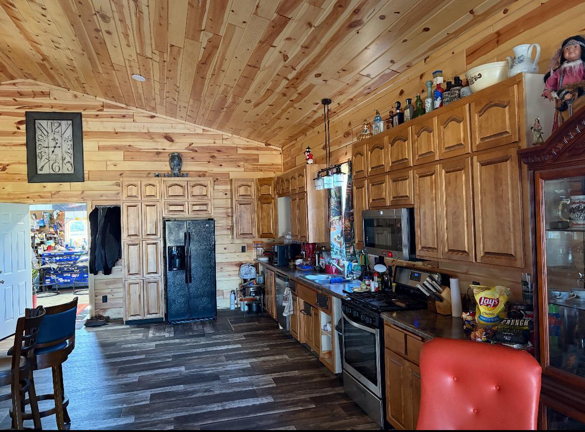 60227 State Highway 210 Property Photo 6