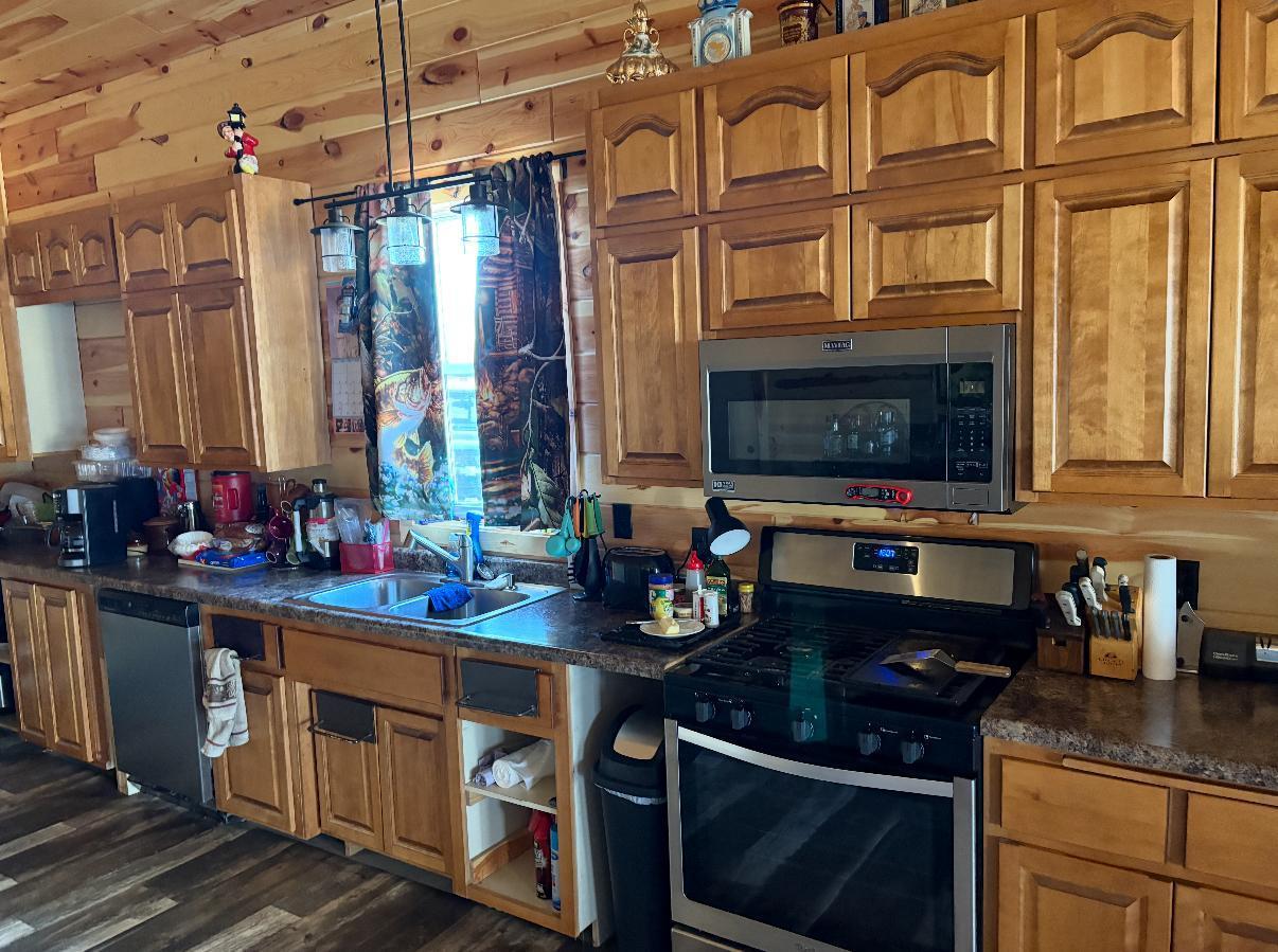 60227 State Highway 210 Property Photo 12