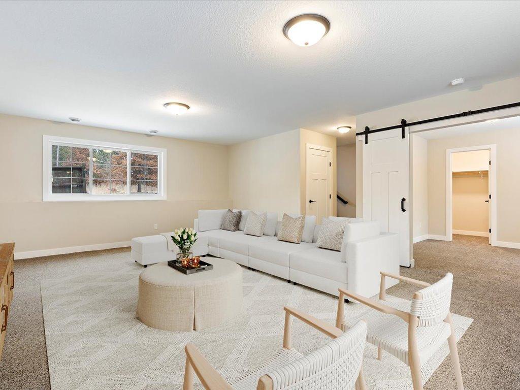 25415 Twin Leaf Circle Property Photo 9