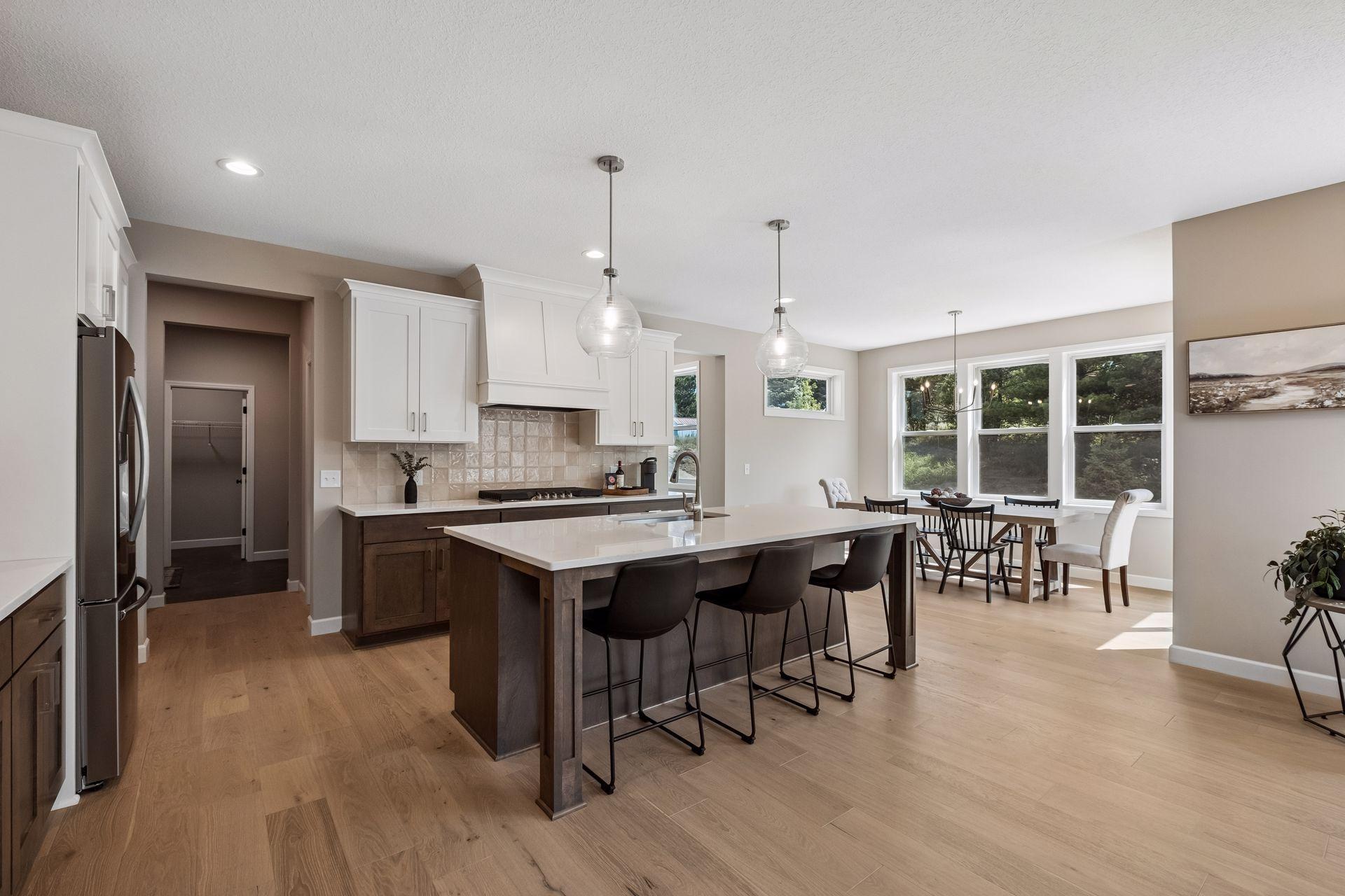 7264 Ambercrest Curve Property Photo 6