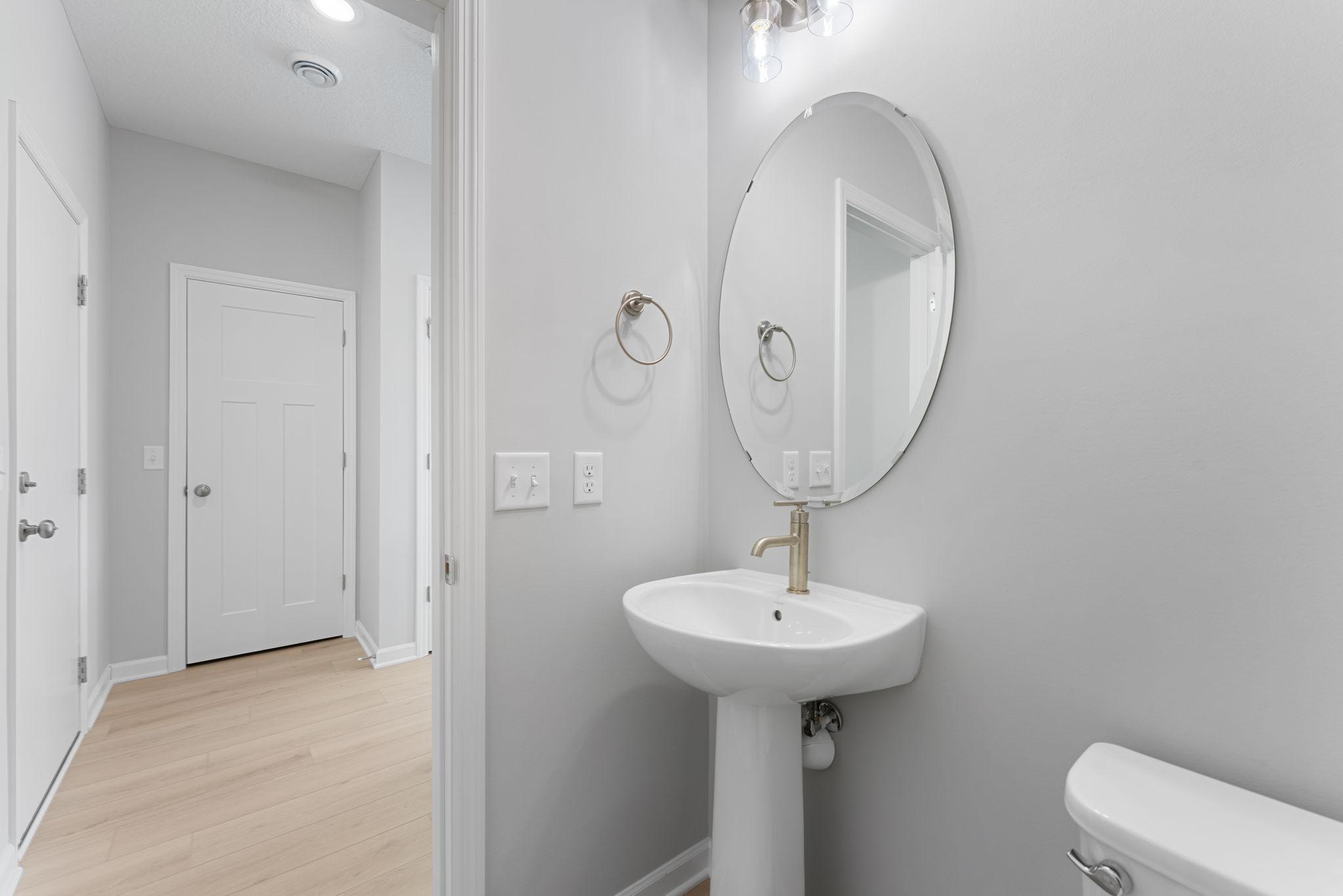 2808 Kepler Avenue Ne Property Photo 18