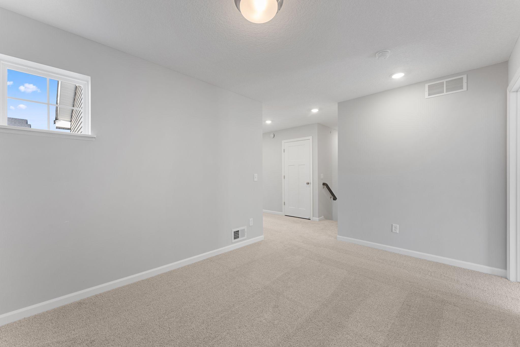2808 Kepler Avenue Ne Property Photo 21