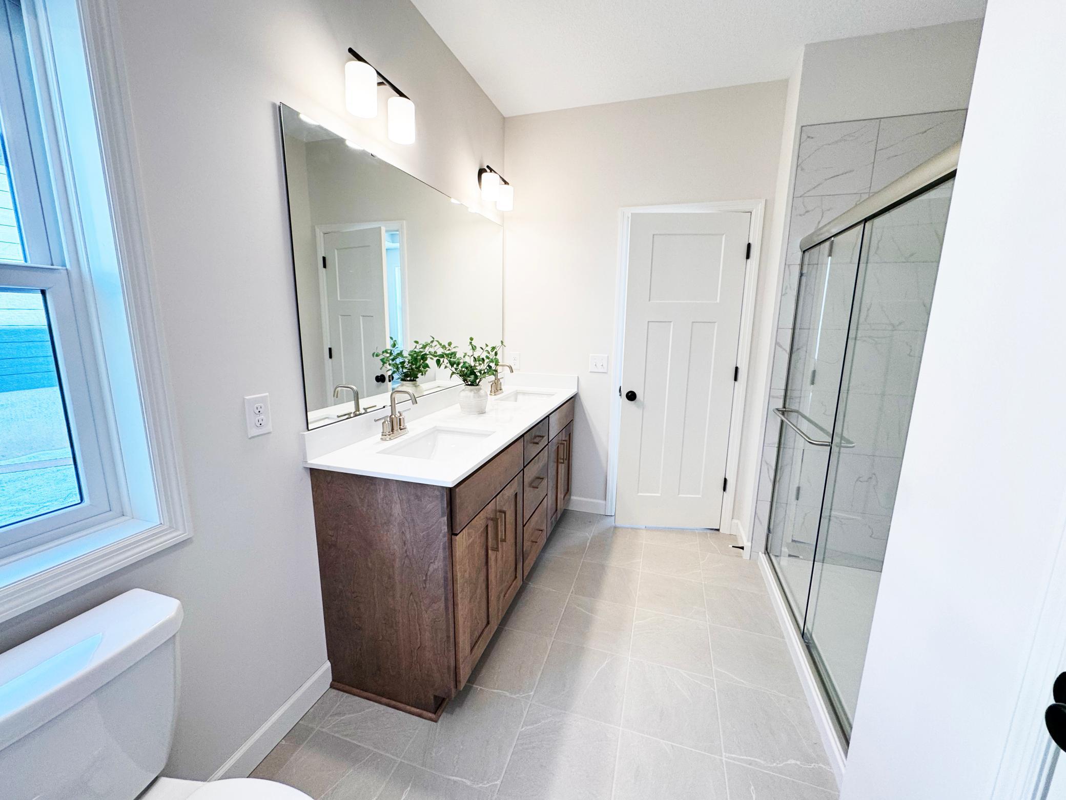 20104 Globe Drive Property Photo 12