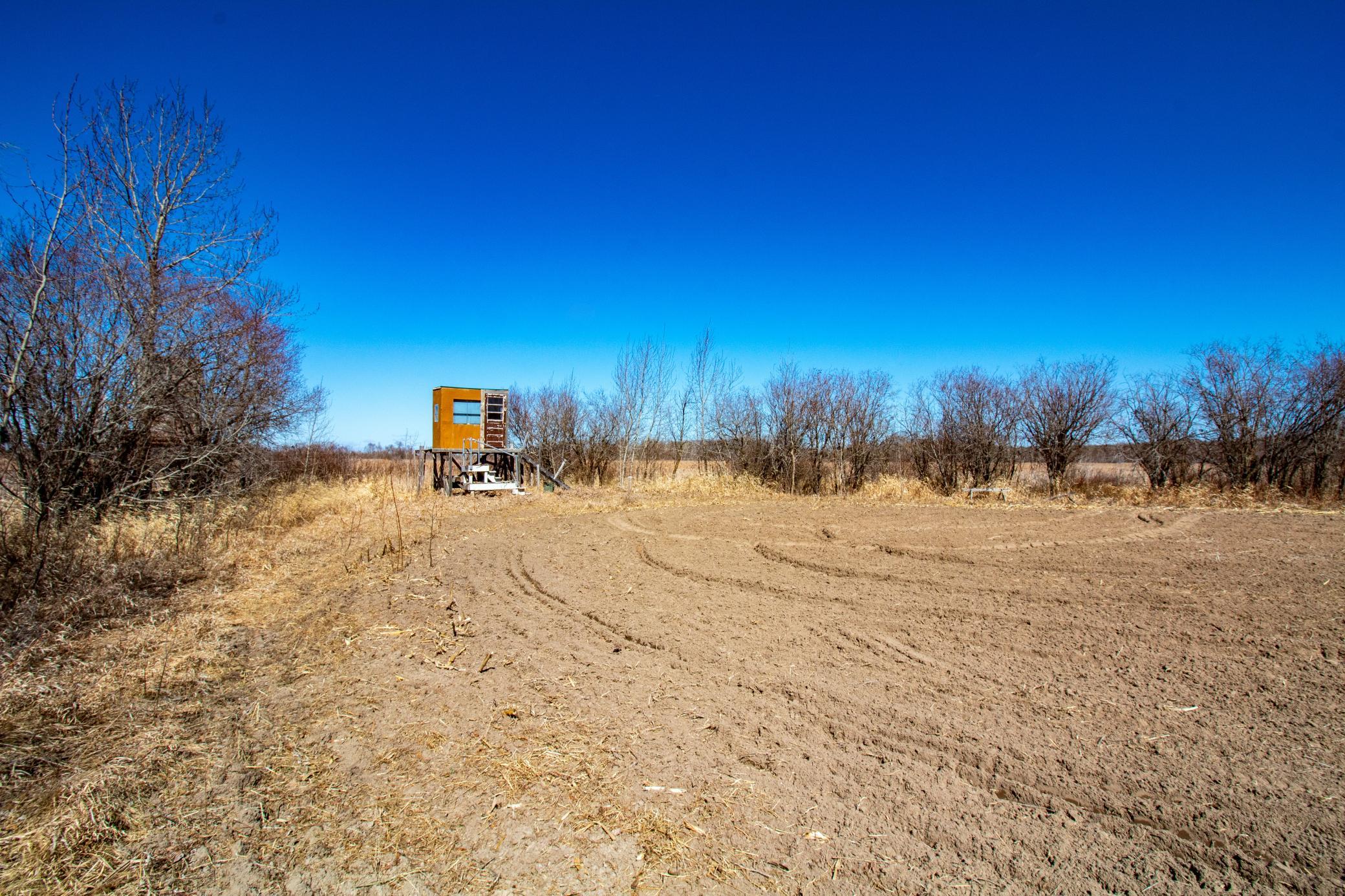 37675 395th Street Property Photo 4