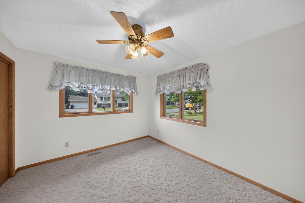 302 Cross Street Property Photo 29