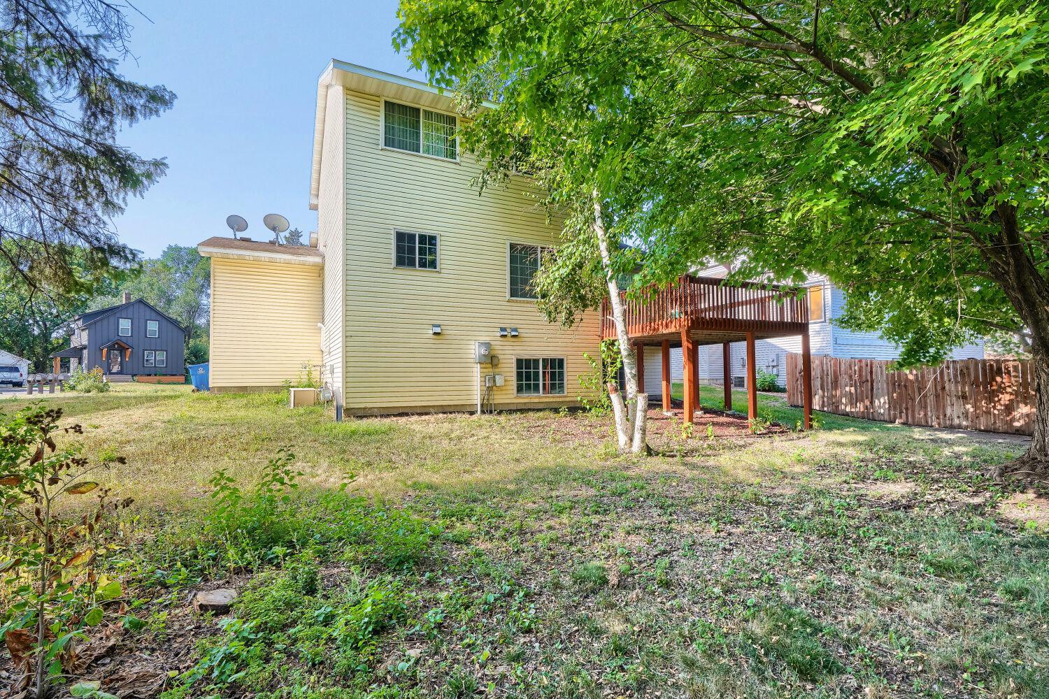 567 131st Avenue N Property Photo 17