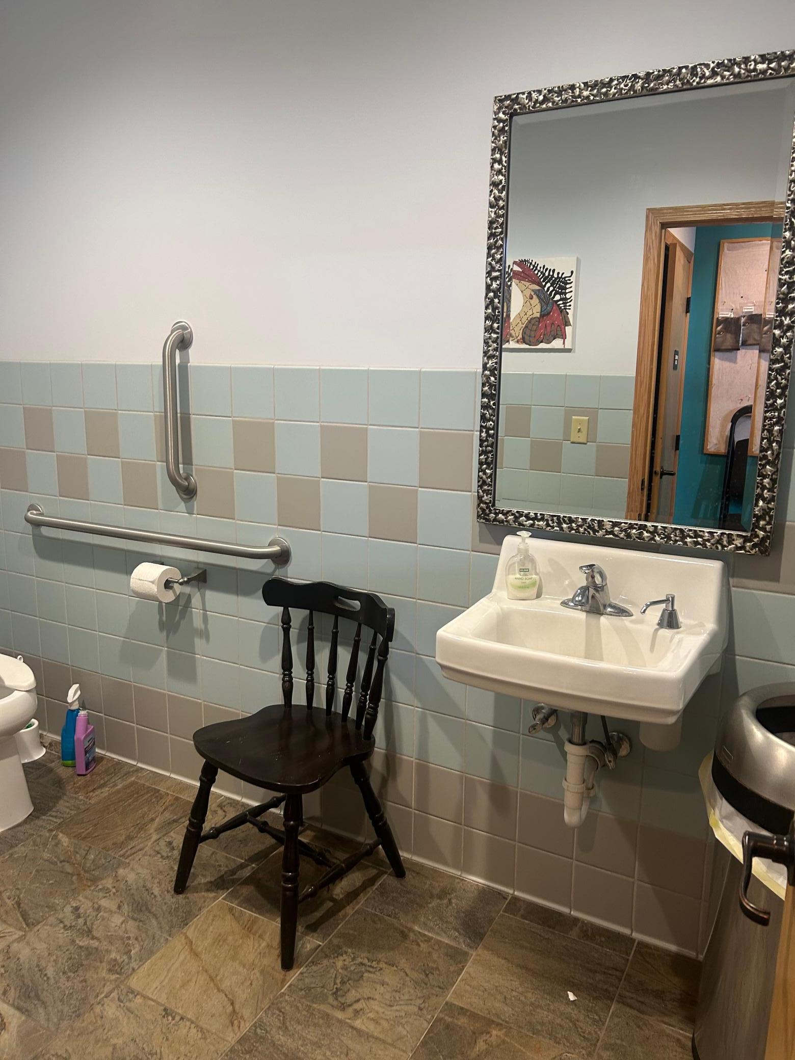 224 Elm Street W Property Photo 10