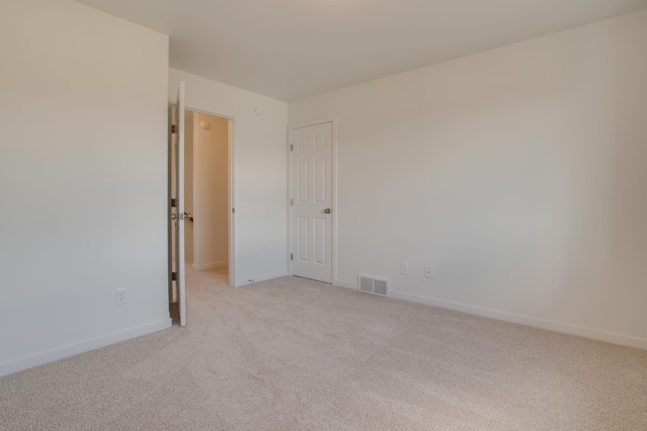 6726 Belding Drive S Property Photo 25