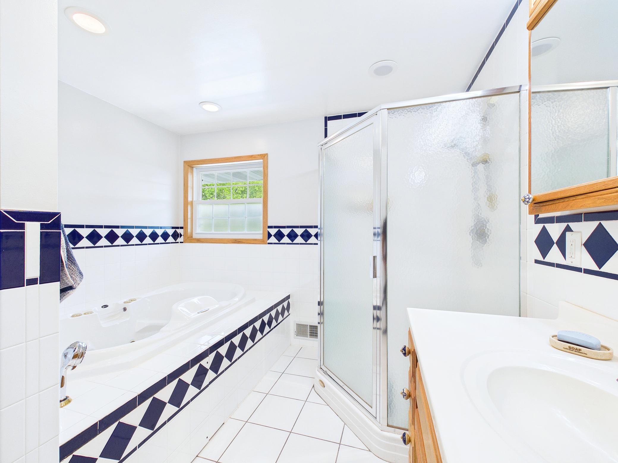 4340 Rustic Place Property Photo 17