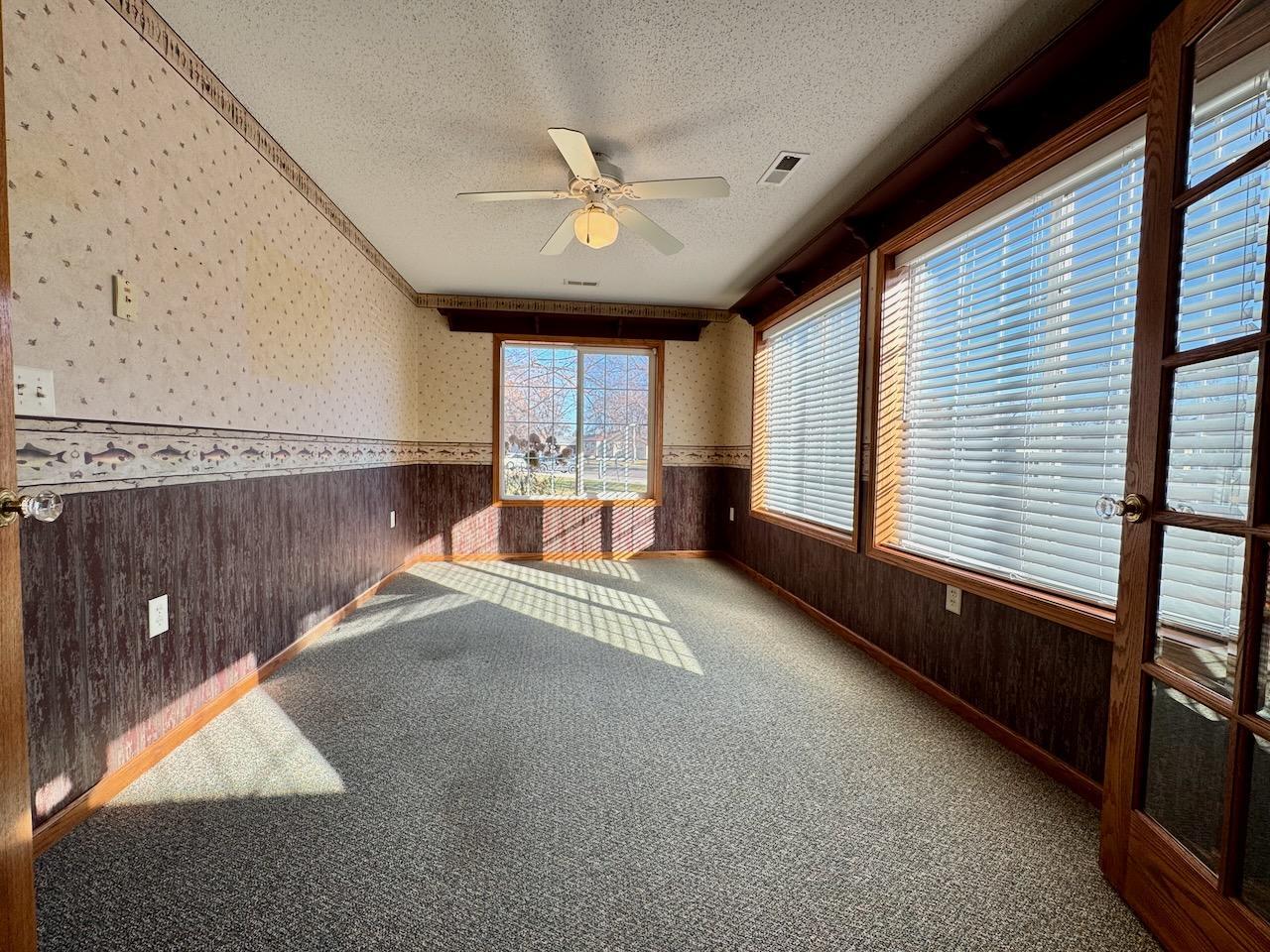 521 Oak Street Property Photo 44