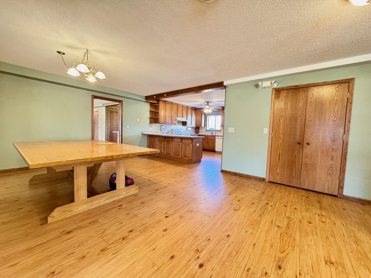 521 Oak Street Property Photo 45