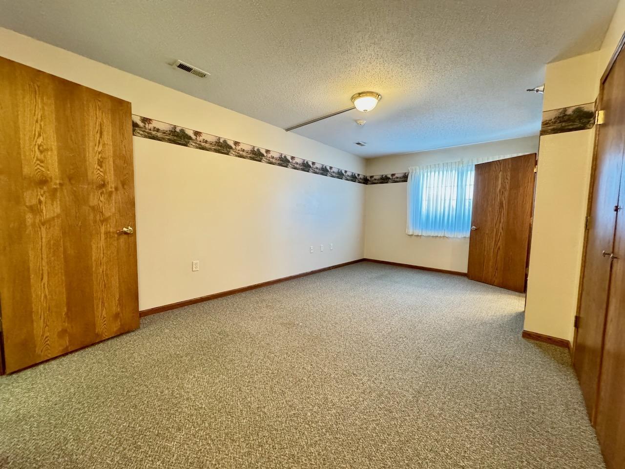 521 Oak Street Property Photo 60