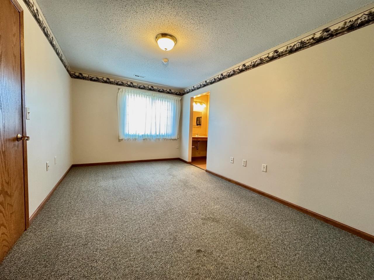 521 Oak Street Property Photo 63