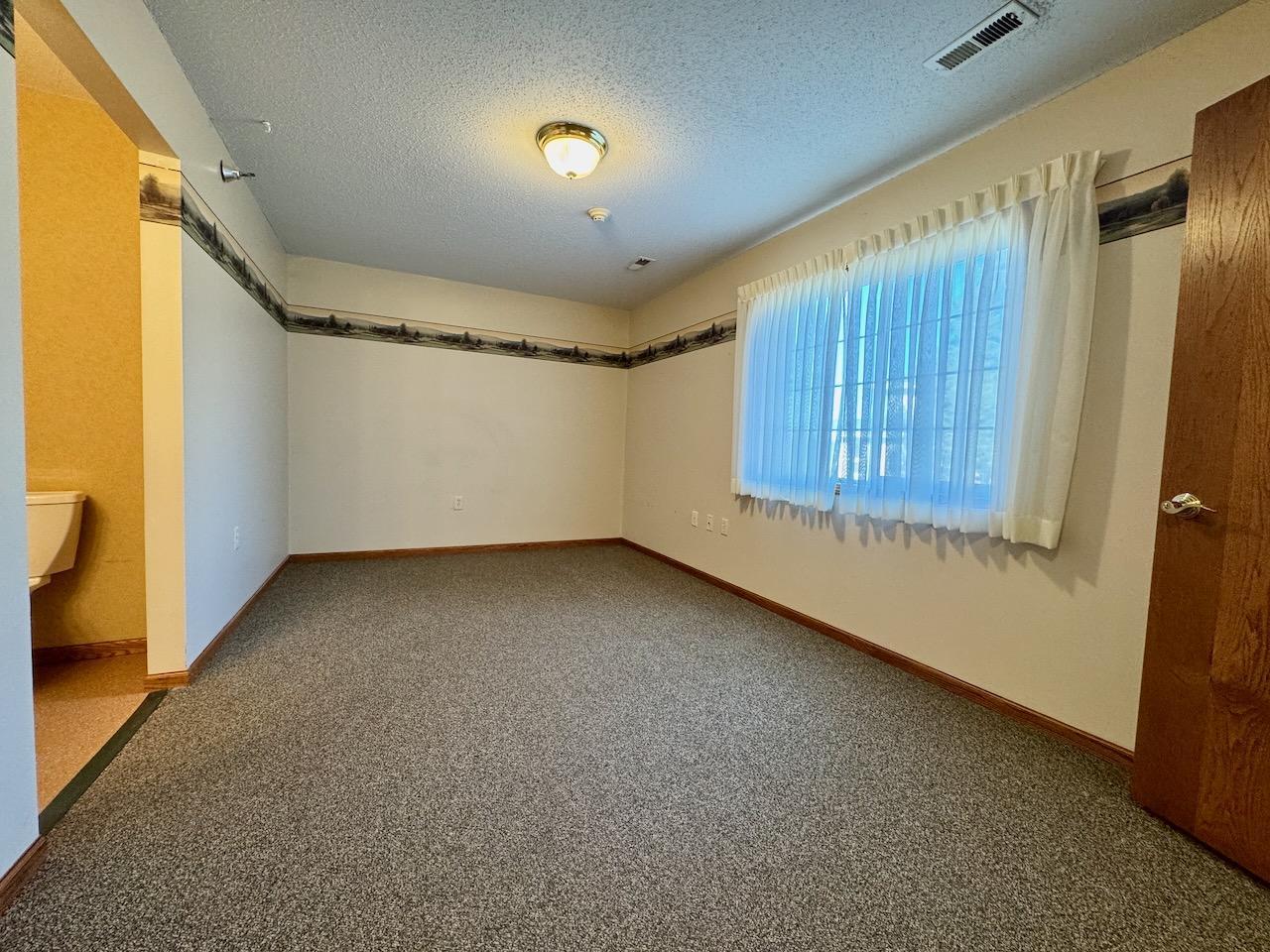 521 Oak Street Property Photo 65